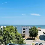 Summerland H2o Apartment