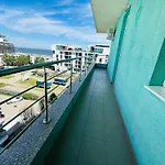 Summerland H2o Mamaia