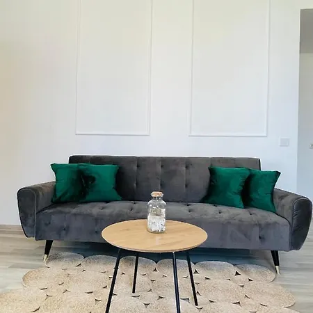 Summerland H2o Mamaia