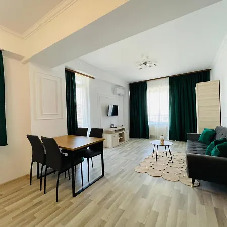 Summerland H2o Mamaia